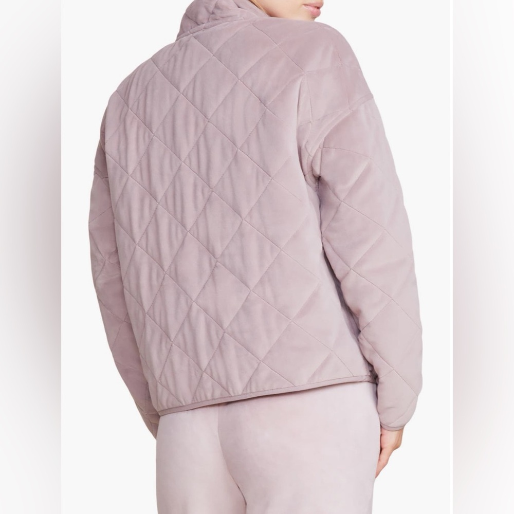NEW Barefoot Dreams LuxeChic Quilted Velvour Jacket in Deep Taupe - Picture 2 of 10